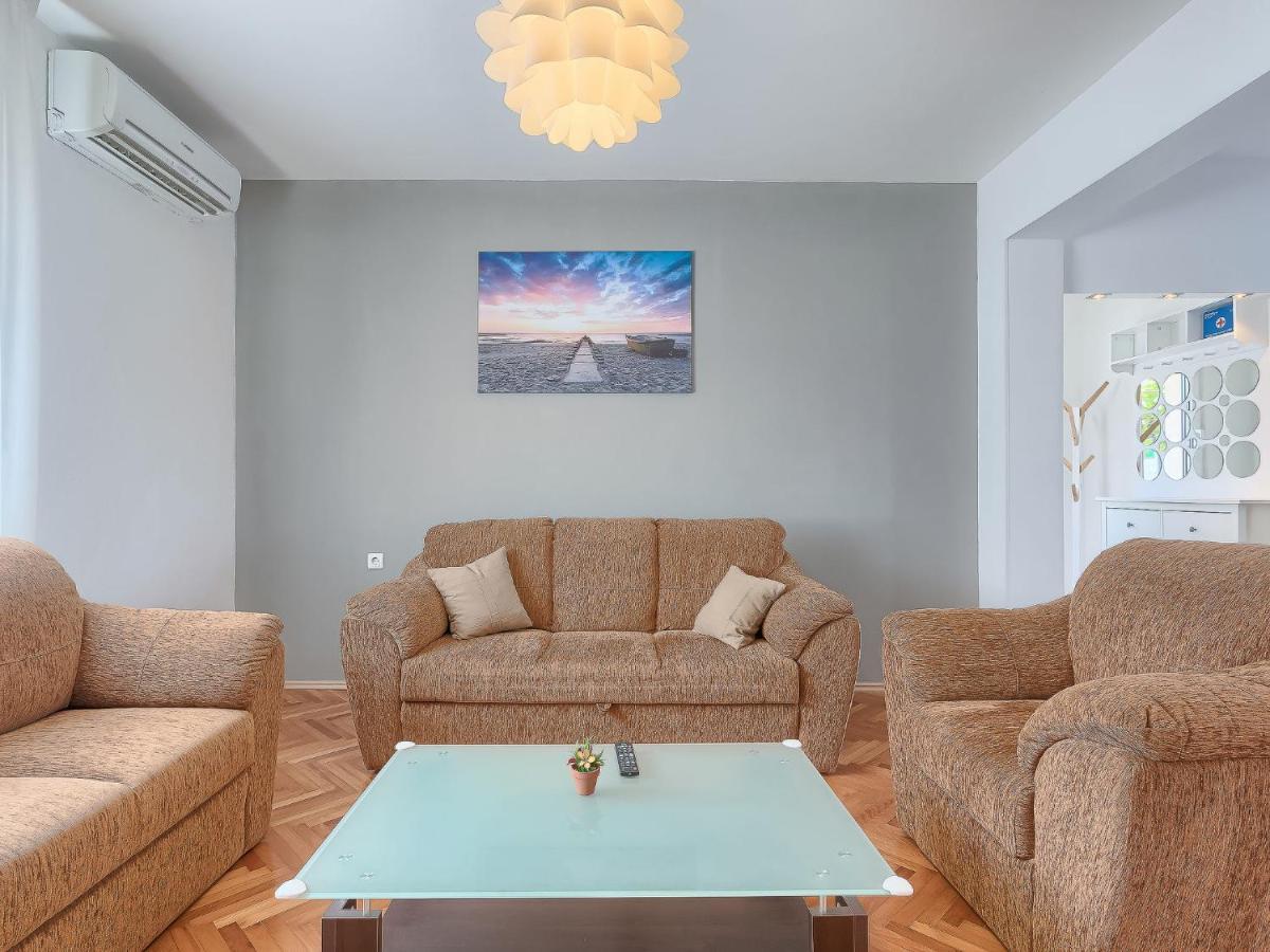 Holiday Home Rovere By Interhome Пула Екстериор снимка
