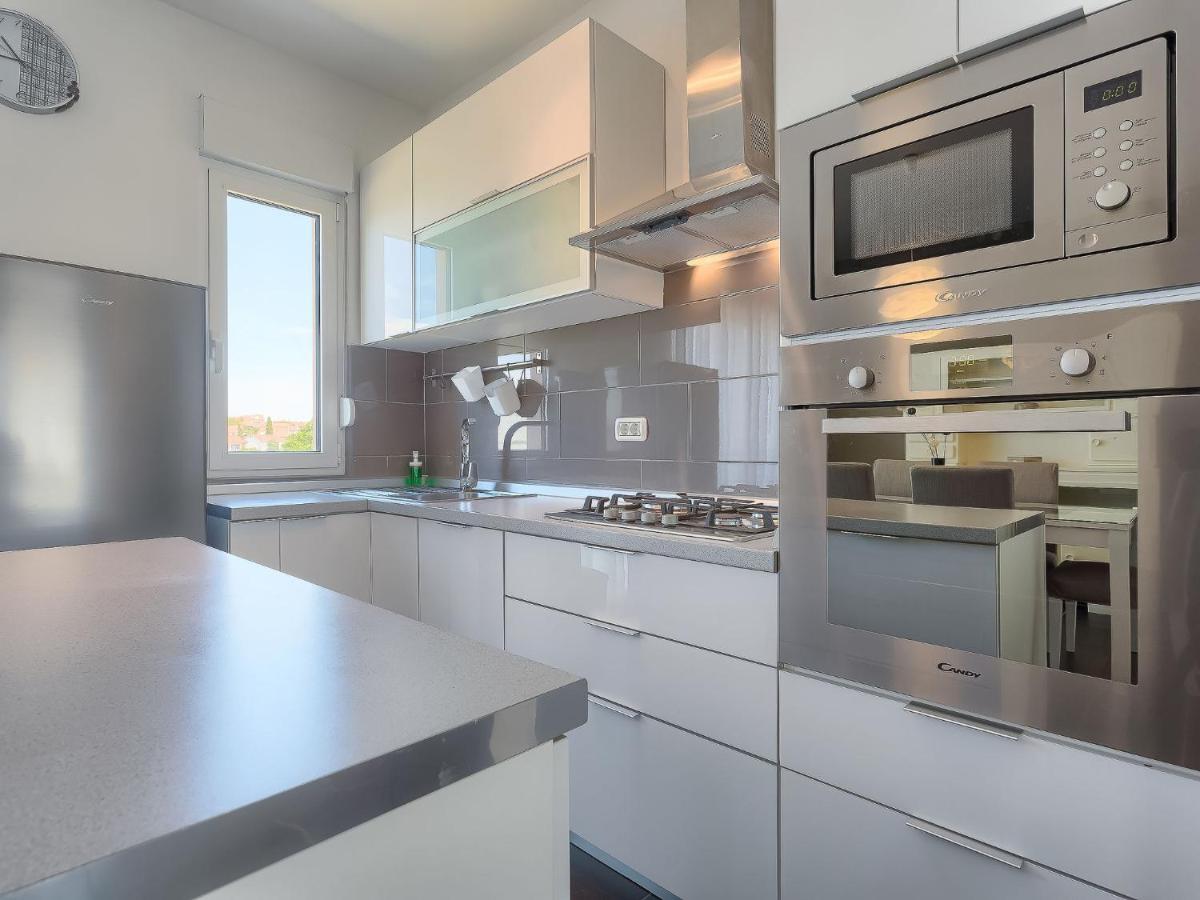 Holiday Home Rovere By Interhome Пула Екстериор снимка