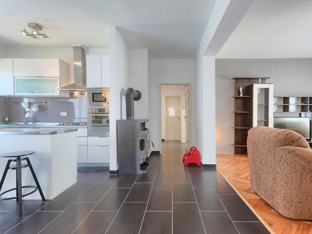 Holiday Home Rovere By Interhome Пула Екстериор снимка