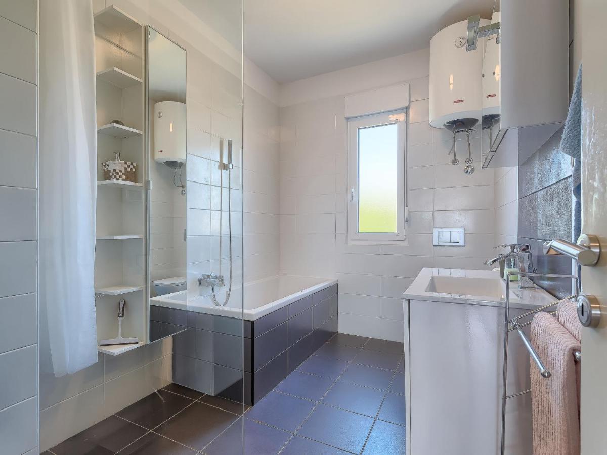 Holiday Home Rovere By Interhome Пула Екстериор снимка